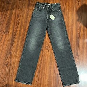 Levi’s Ribcage Jeans